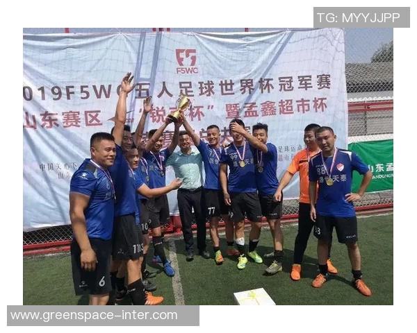 厄德高引领新潮流展现足球魅力助力球队争冠之路 厄德高引领新潮流展现足球魅力助力球队争冠之路